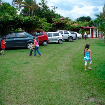 Zona Parqueadero Casa Verde Campestre